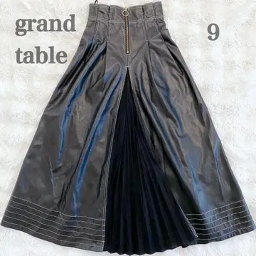 [컨디션 최상] grand table 가죽 플리츠 슬릿 플레어 스커트 9