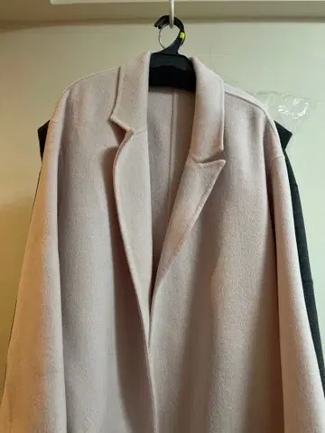 basement online 옅은 핑크 노카라 롱 코트