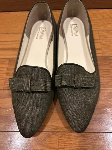 에스페란자 다크 그린 스틸레토 플랫슈즈