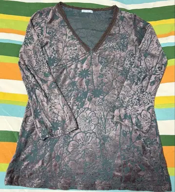 [ 새상품급 ] SPORTIFF 꽃무늬 V넥 튜닉 오부 소매 M