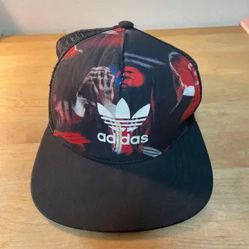 adidas 그래픽 캡