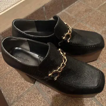 약 10cm 통굽 부츠