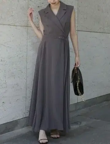 [ 미사용 ] anuans 더블 새틴 테일러드 플레어 원피스