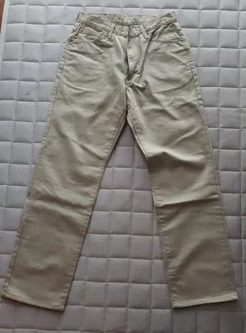 리 새틴 레귤러 베이지 팬츠