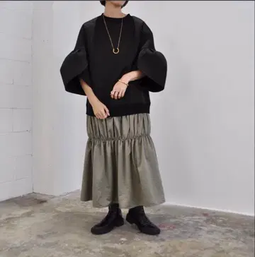 튤립 슬리브 이소재 원피스