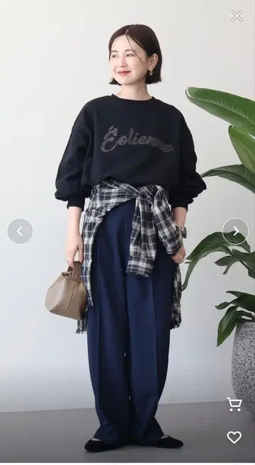 사가 자수 맨투맨 풀오버