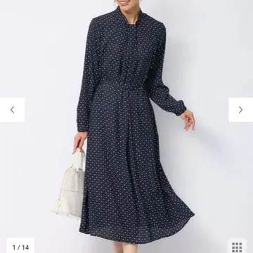 23구 스퀘어 도트 프린트 원피스