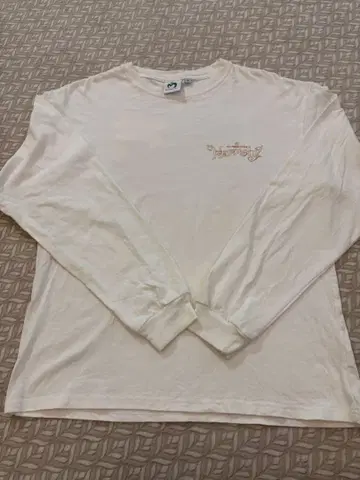 미세스 그린애플 긴팔 티셔츠 하모니 M 사이즈