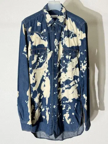 드리스반노튼 블리치 가공 데님 셔츠