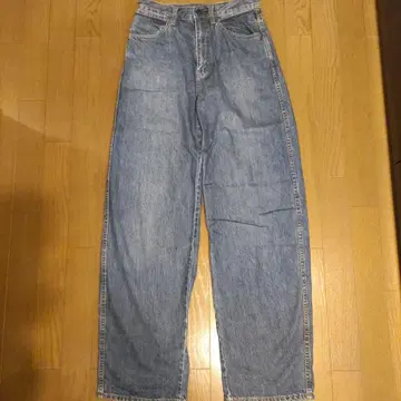 UNIQLO 배기 커브 청바지 25