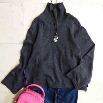 새상품급 폴스미스 하이넥 파이핑 울100 니트 일본제