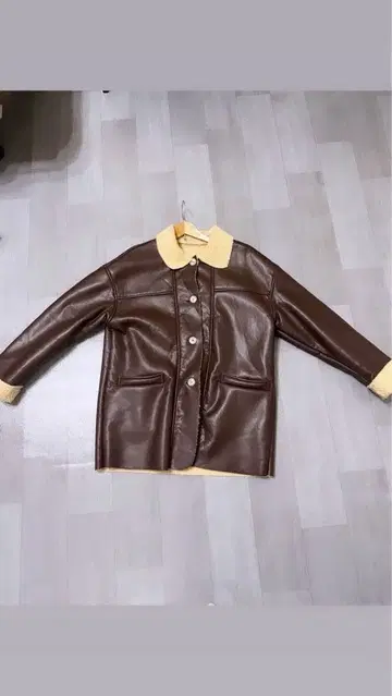 브라운 가죽 플리스 자켓