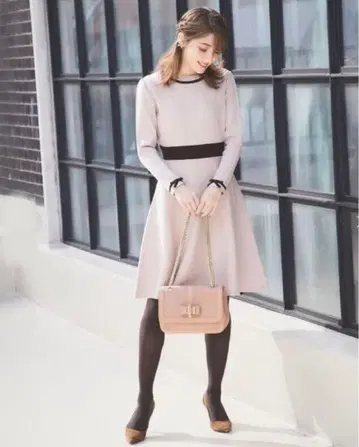 새상품급 tocco 트코 소매 리본 바이컬러 니트 스트레치 원피스 M