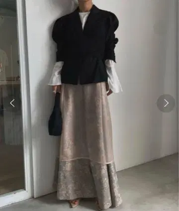 새상품급 AMERI MADELEINE VEIL SKIRT