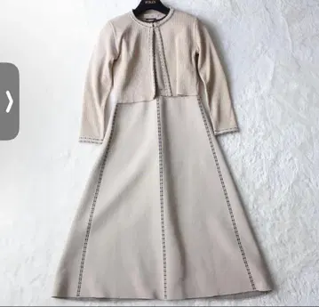 Maglie le cassetto 셋업 원피스 9호 베이지