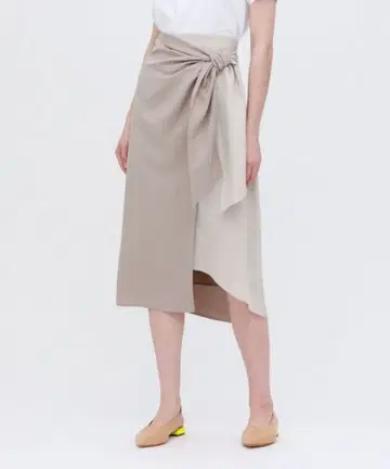 새상품 LOVELESS 러브리스 바이컬러 랩스커트 베이지 계열