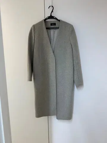 DRESSLAVE 노카라 그레이 체스터 코트