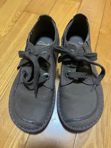 Clarks 브라운 신발