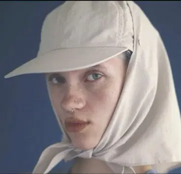 Pheeny 캡 ECRU 미사용 새상품