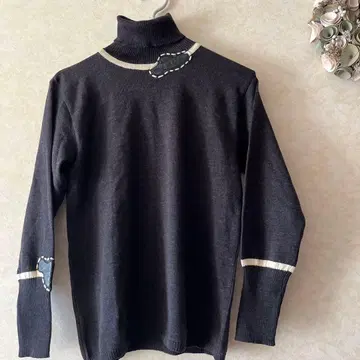 CREMORE DI MUDA 이탈리아제 터틀 스웨터