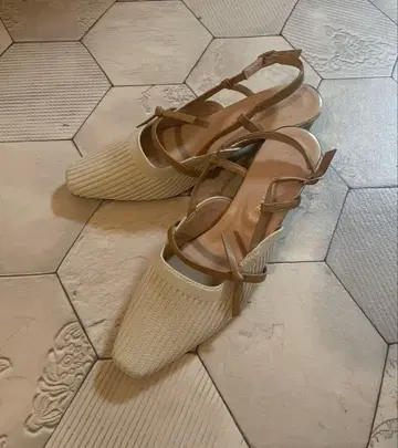 ORiental TRaffic 리브 니트 슬림 스트랩 펌프스