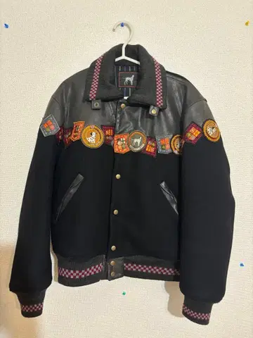 칼 헬무트 달마시안 패턴 양가죽 자켓