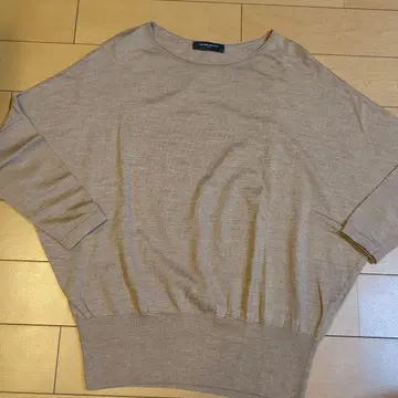 유나이티드 애로우즈 얇은 소재 니트