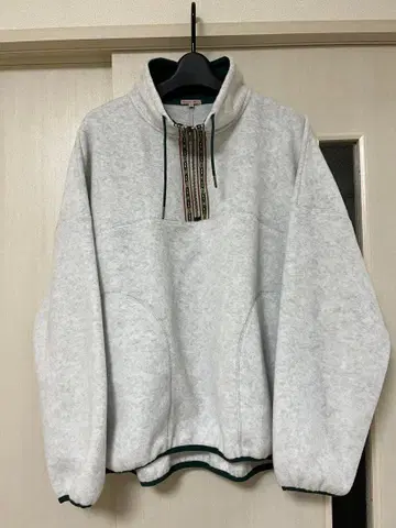 니코앤드 플리스 그레이