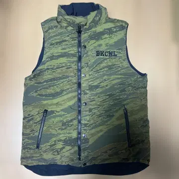 카모플라쥬 패턴 서모크로믹 다운 베스트