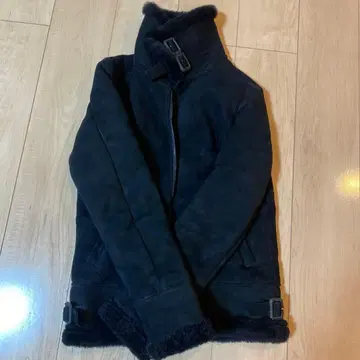 로이알 블랙 스웨이드 아우터 S