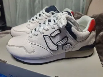 Sangacio 트리콜로르 뉴즈