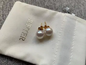 JUPITER 펄 스터드 귀걸이