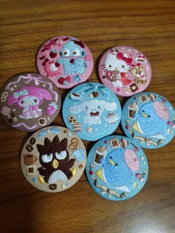 산리오 캐릭터 자수 캔뱃지 5개 세트