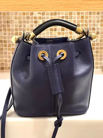 끌로에 네이비 (퍼플 계열) 버킷백