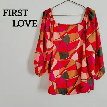 택 포함 새상품 FIRST LOVE 블라우스 여성용 상의 빨간색 계열
