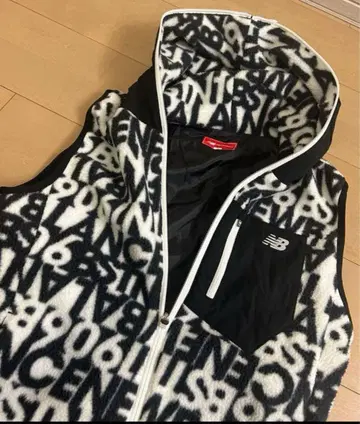 뉴발란스 플리스 베스트