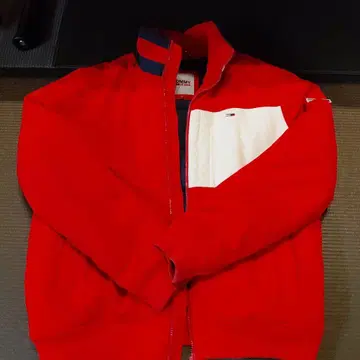 TOMMY JEANS 빨간색 다운 자켓 M