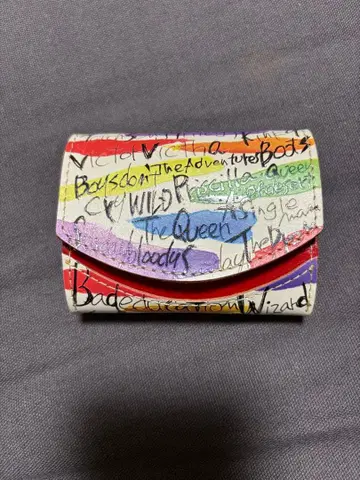 작은 지갑 쿠아트로 갓츠