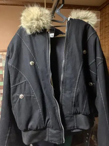 블랙 봄버 자켓 퍼 포함