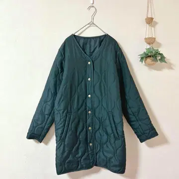 블랙 퀼팅 자켓 M 사이즈 가볍고 심플한 새상품급