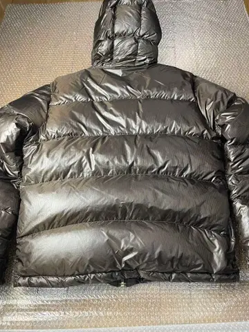 로이알로 다크 브라운 다운 자켓 XL