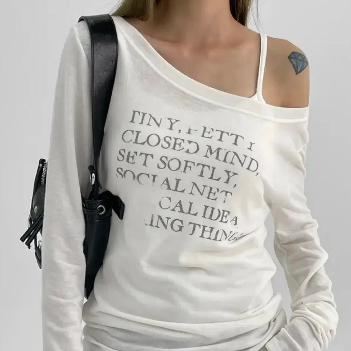 Blackup See-through Off-shoulder Long Sleeve T-shirt ABLY