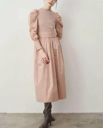 [ 새상품급 ] 엘렌딕 TUCK BELT F&F OP 원피스