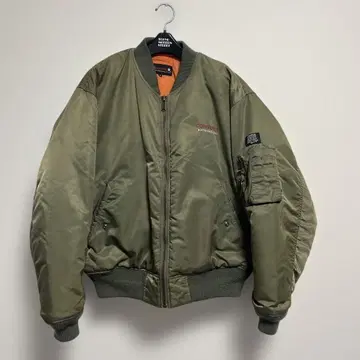 컨버스 MA-1 플라이트 자켓 자수 로고 카키 M