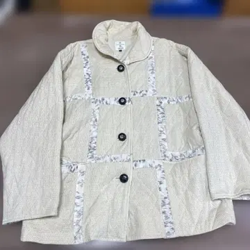 KOMETSUBU 크림색 퀼팅 자켓 쌀알 기에몬