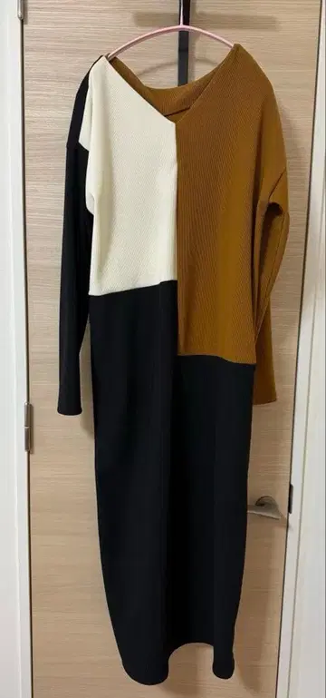 오스모시스 바이컬러 롱 원피스 긴팔