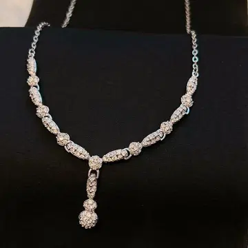 [ 컨디션 최상 ] 스와로브스키 크리스탈 V자 목걸이 포멀/파티