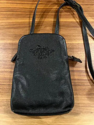 Dakota 미니 숄더백 블랙