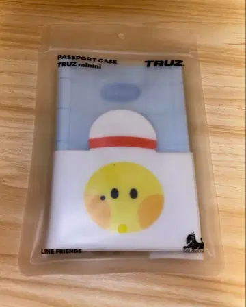 TRUZ ROMY 여권 케이스