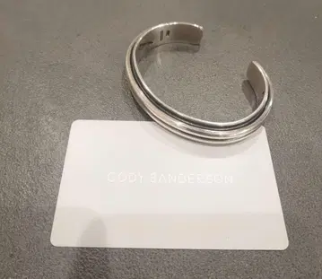 CODY SANDERSON 코디 썬더슨 뱅글 팔찌